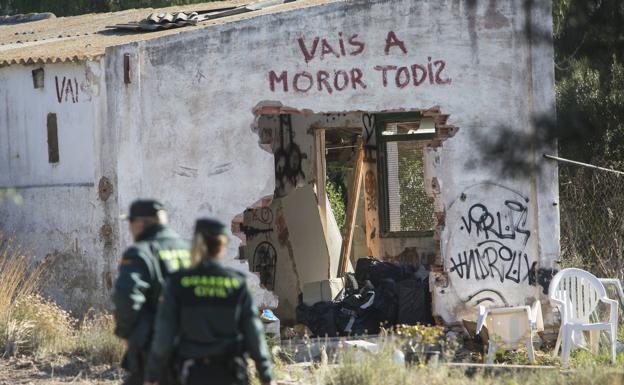 El jefe de Homicidios instructor del crimen de los niños de Godella: «Los padres les dieron un baño de purificación y ambos debían estar despiertos en el momento del crimen» 