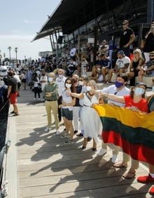 Imagen secundaria 2 - Así ha sido la despedida a las embarcaciones de la Ocean Race Europe en Alicante. 