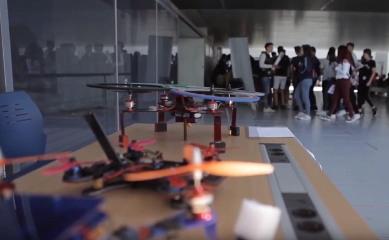 Los drones construidos por los alumnos del IES de Albaida. 