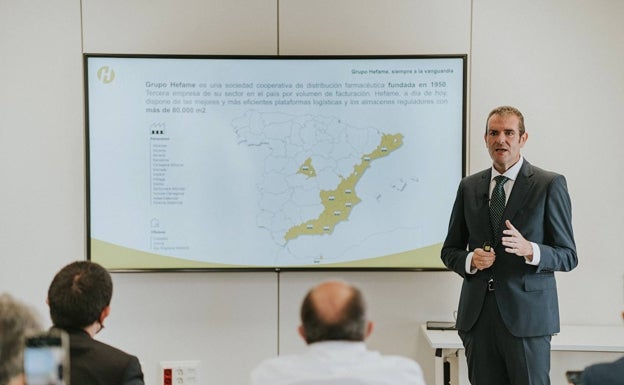 Enrique Ayuso, presidente de Hefame, en la presentación. 