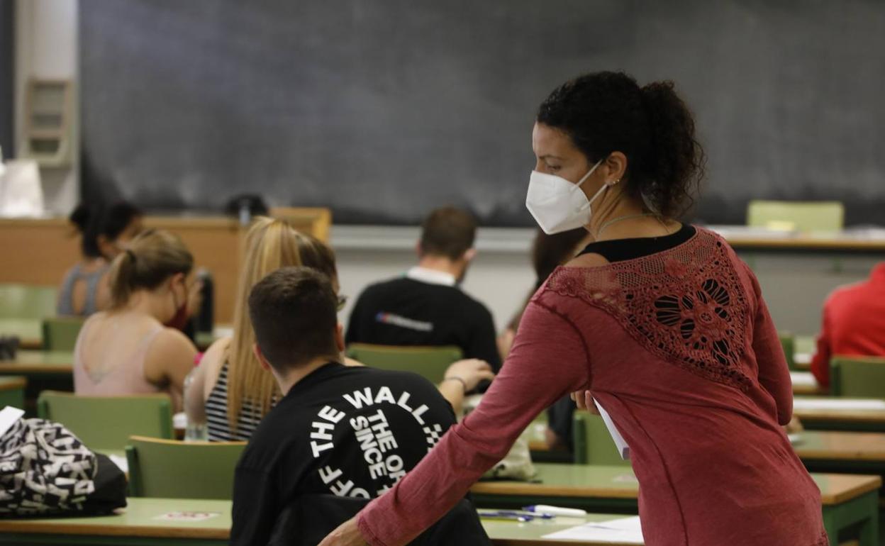 Pruebas de Acceso a la Universidad (PAU), la selectividad. 