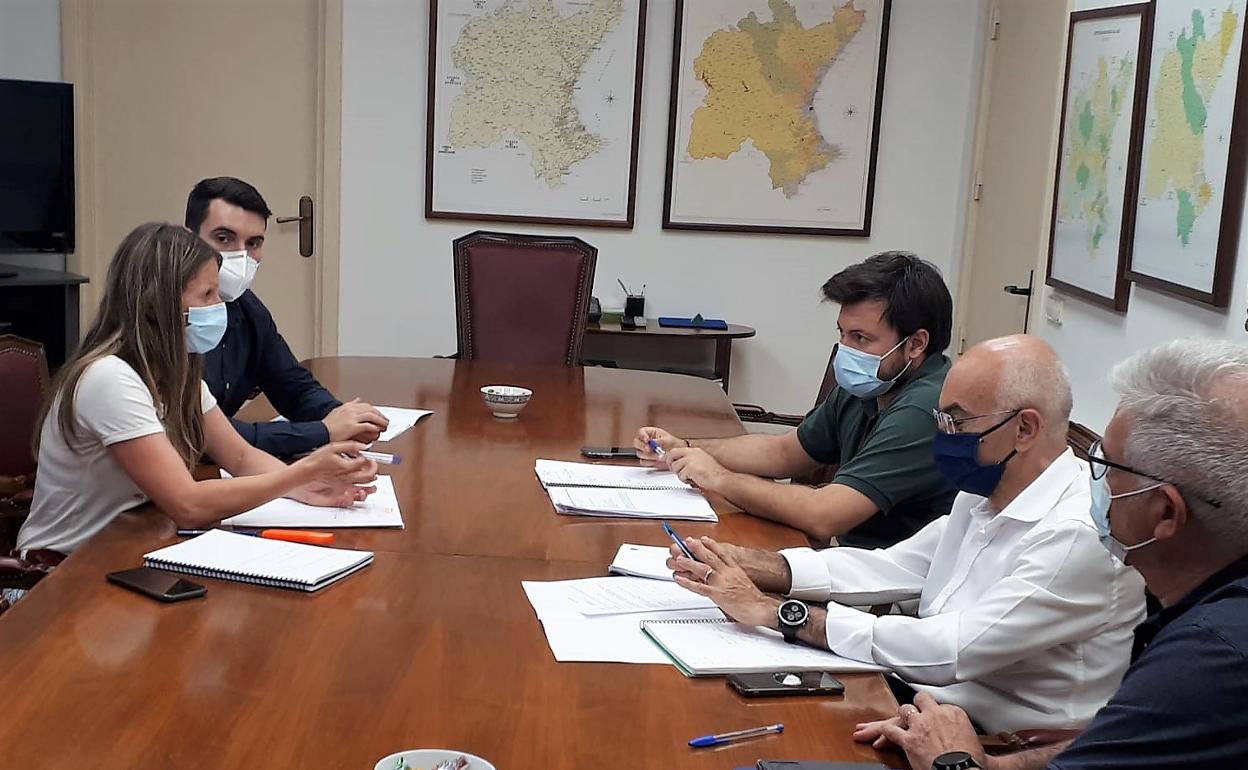 Morell, Monzonís y representantes de la CHJ. 