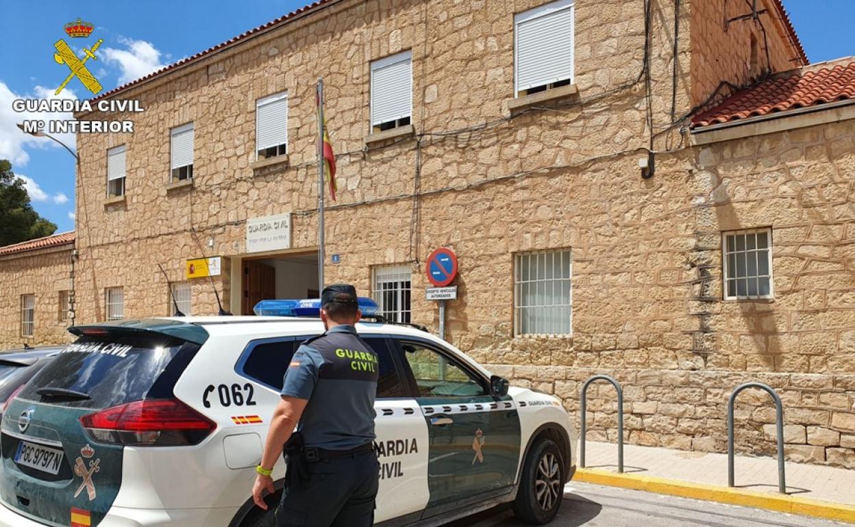 Los agentes de la Guardia Civil de Alicante han detenido al autor de la estafa en Cartagena. 