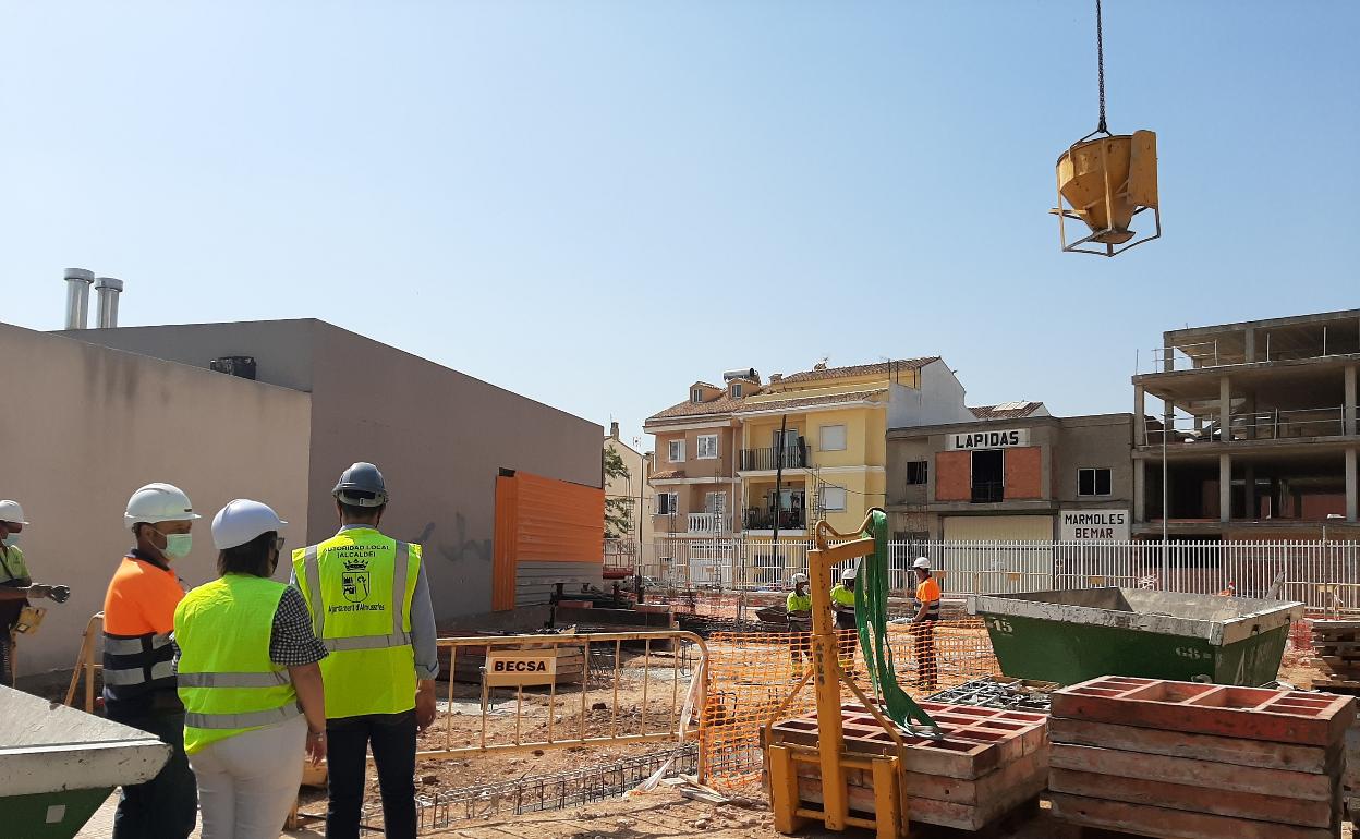 Visita a las obras en la residencia de Almussafes. 