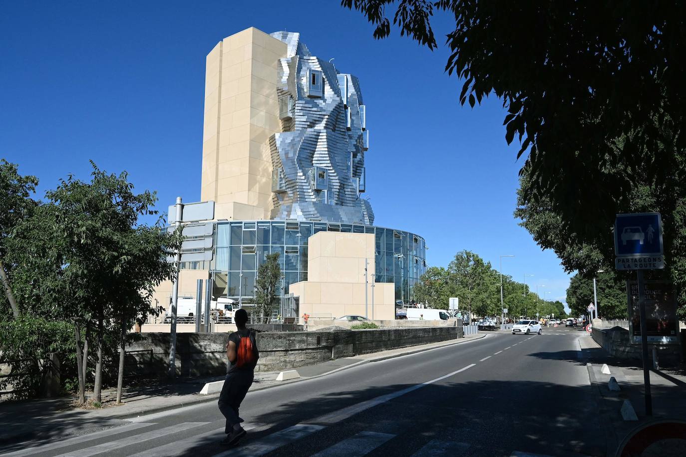 Fotos: El último edificio de Frank Gehry se alza imponente