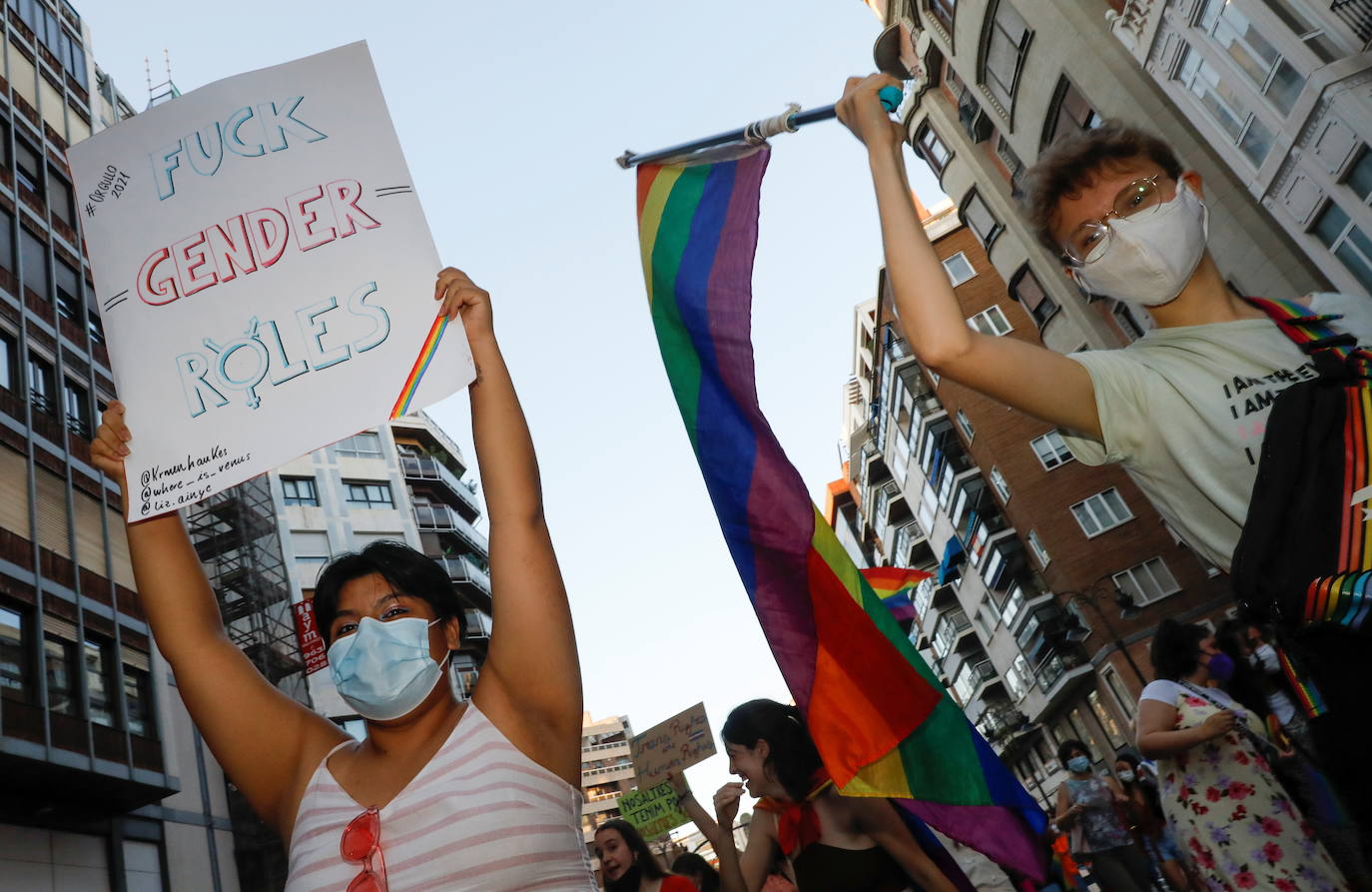 Marcha del Día de Orgullo 2021 en Valencia. 