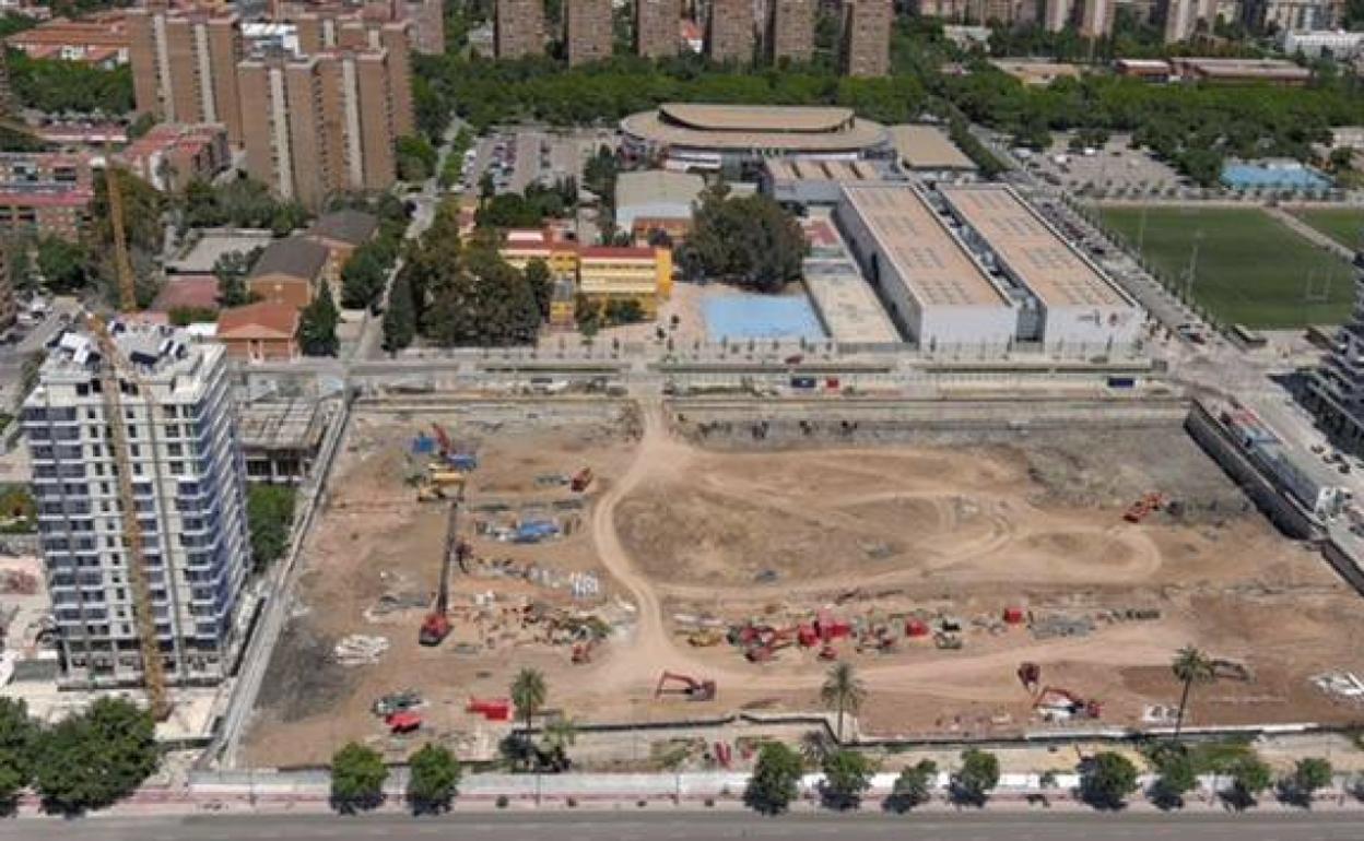 Vista aérea actual de las obras del Casal España Arena de Valencia. 