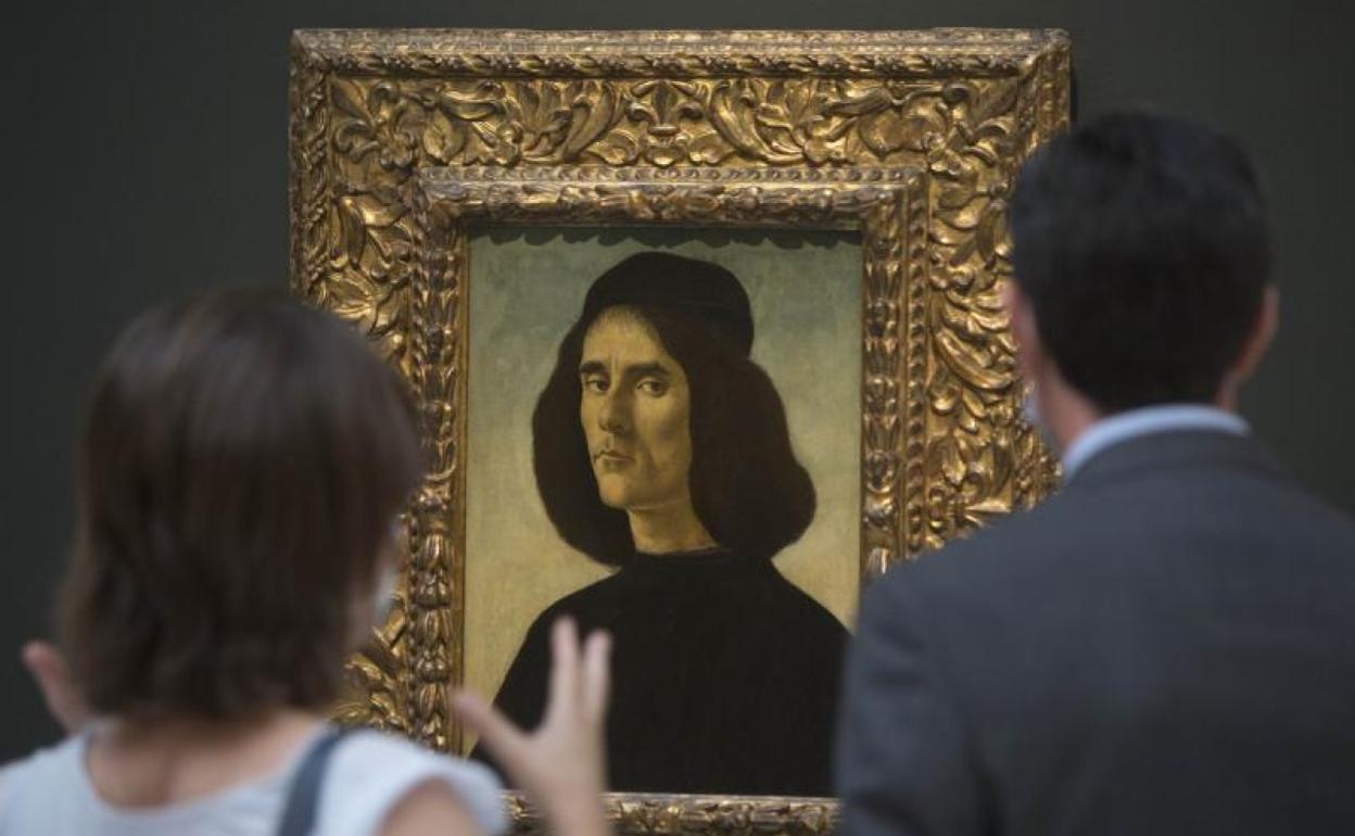 La obra de Botticelli, ayer, en el Museo de Bellas Artes de Valencia. 