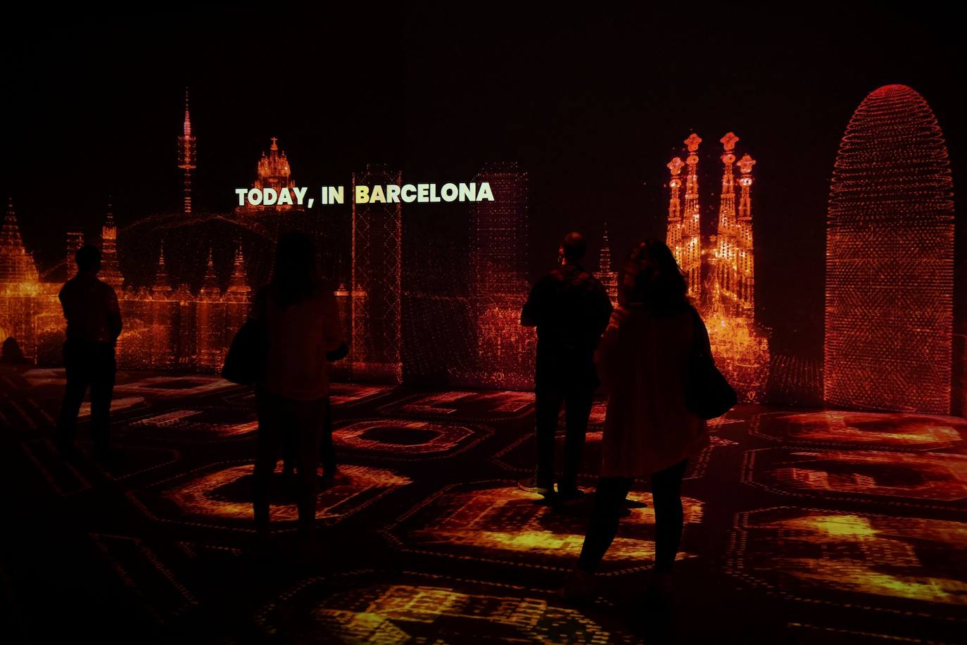 Fotos: El Mobile World Congress, por dentro: de bistecs vegetarianos en 3D a controlar desde Barcelona un yate amarrado en Valencia