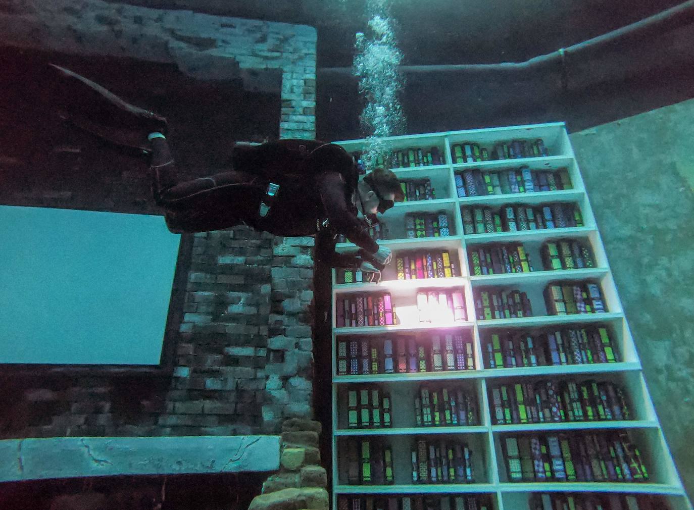 Fotos: Así es Deep Dive Dubai, la piscina más profunda del mundo