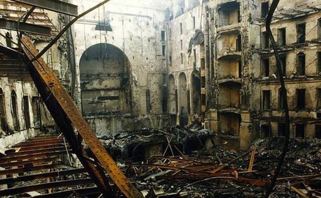 En cinco años el Liceu renació de sus cenizas. El Palau ya ha perdido cuatro temporadas.