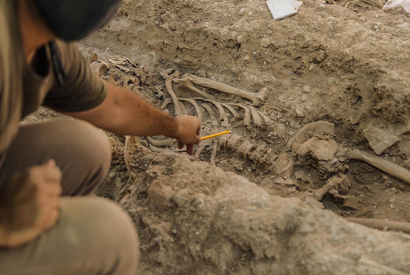 Restos humanos, en concreto de niños, han aparecido entre la muralla islámica de Valencia y la barbacana durante los trabajos de rehabilitación de la fortaleza. Estos hallazgos han sido inesperados; según apuntan los arqueólogos serían del siglo XIII y que corresponderían a la población musulmana. 