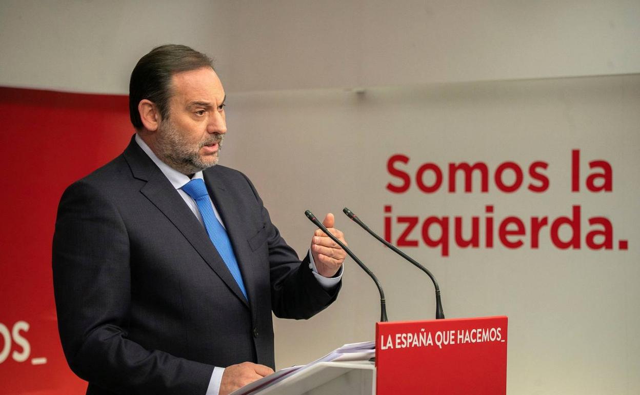 José Luis Ábalos, durante una intervención en Ferraz. 