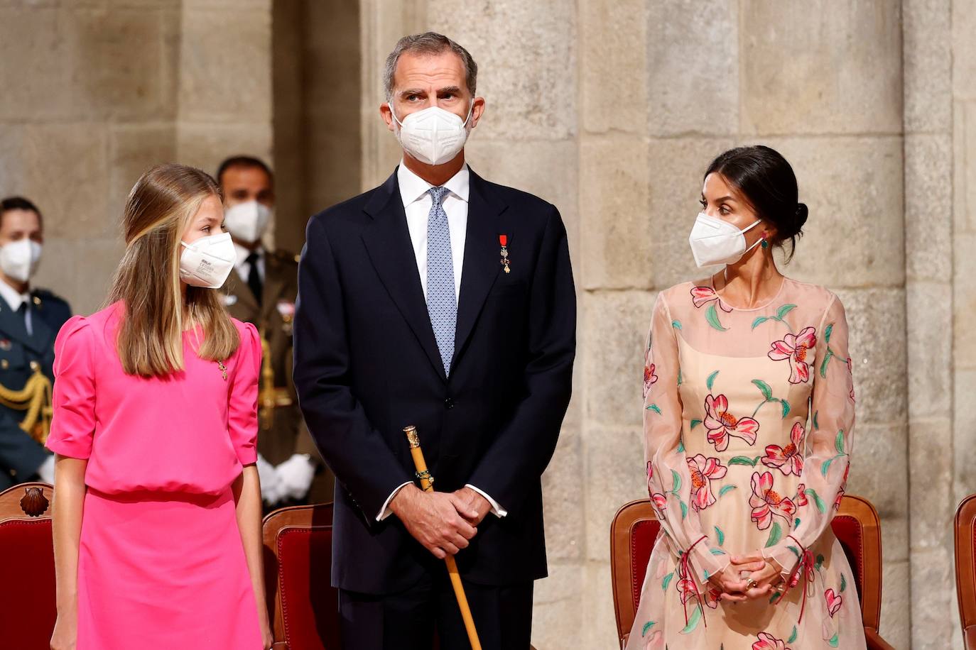 Fotos: La princesa Leonor y la infanta Sofía brillan en su debut en el Día de Santiago