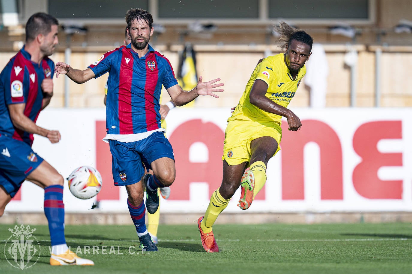 Fotos: Las mejores imágenes del Villarreal CF-Levante UD