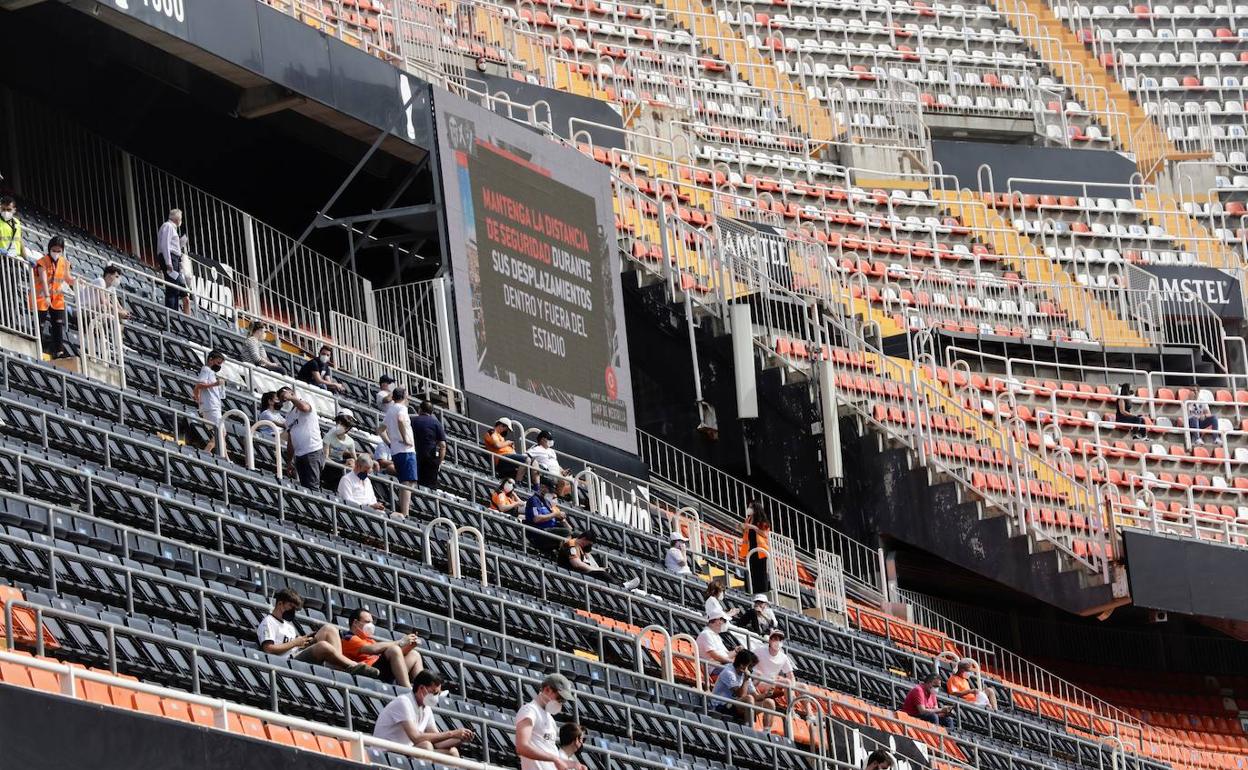 El público volverá a Mestalla después de casi tres meses. 