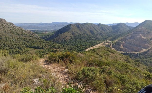 Vistas generales de la Serra de la Creo, el secreto de los pilotaris. 