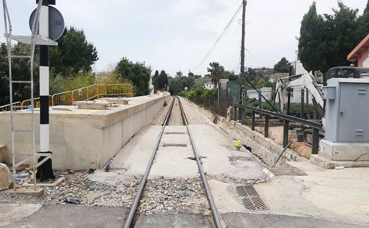 Apeadero de Altea en obras.