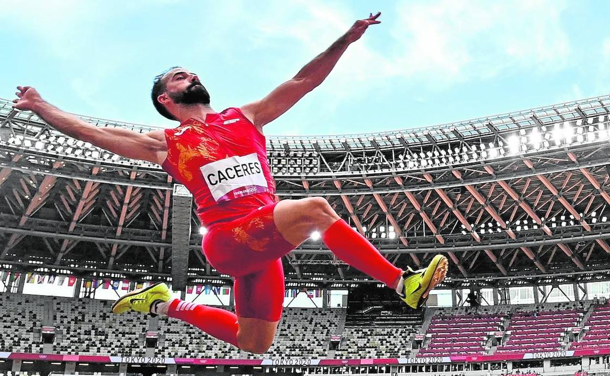 Eusebio Cáceres se quedó a tres centímetros del bronce. 