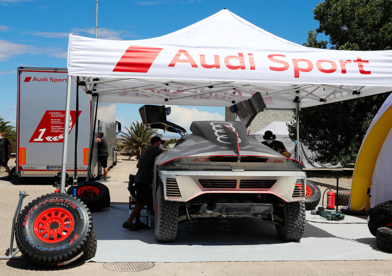 Fotos: El prototipo de Audi para el Rally Dakar completa ocho días de pruebas en España