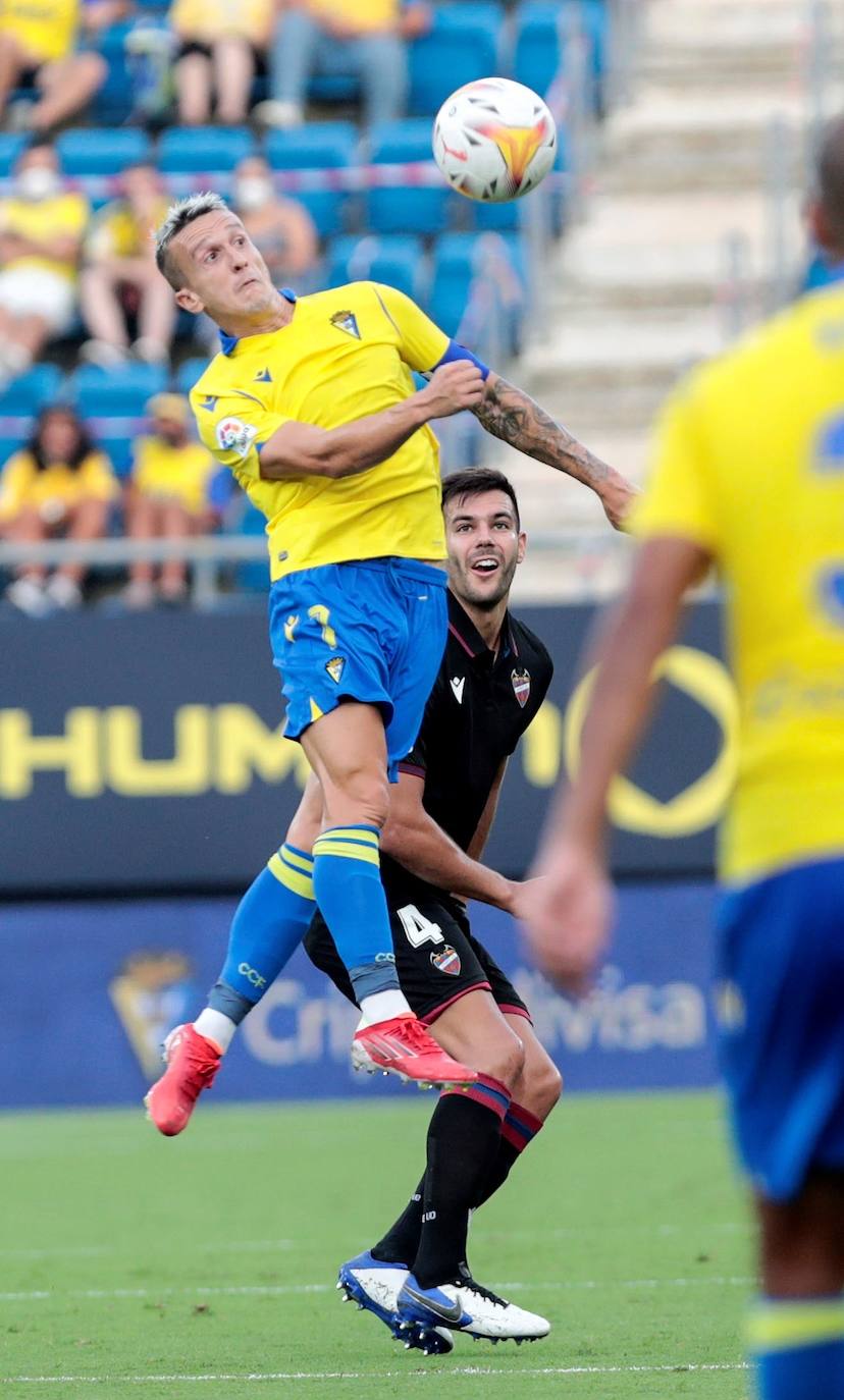 Fotos: Las mejores imágenes del Cádiz CF-Levante UD