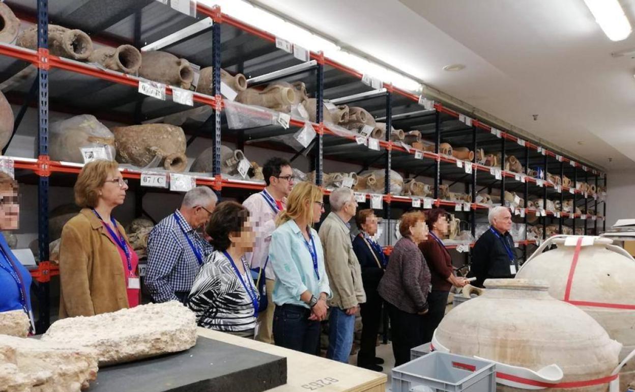 Los usuarios también participarán en talleres vinculados a contenidos del Museo Arqueológico. 