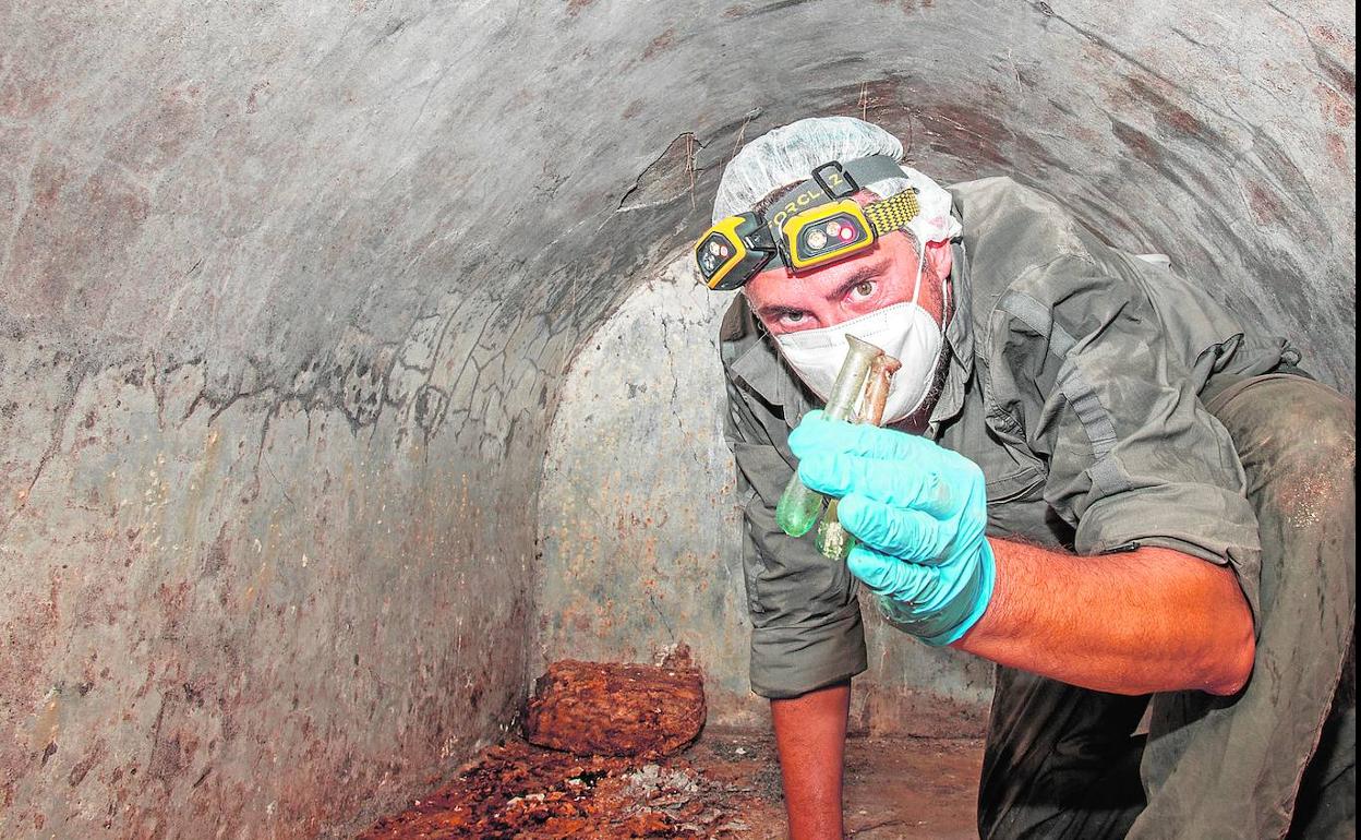 Llorenç Alapont, durante los trabajos de investigación en Pompeya. 