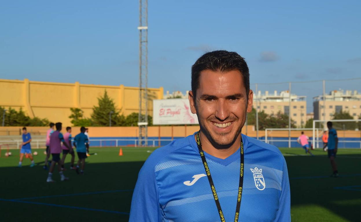 Pedro Perles, nuevo entrenador del CD Dénia. 