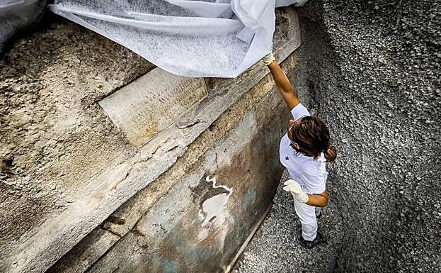 Galería. El hallazgo de la tumba de Marco Venerio Secundio.