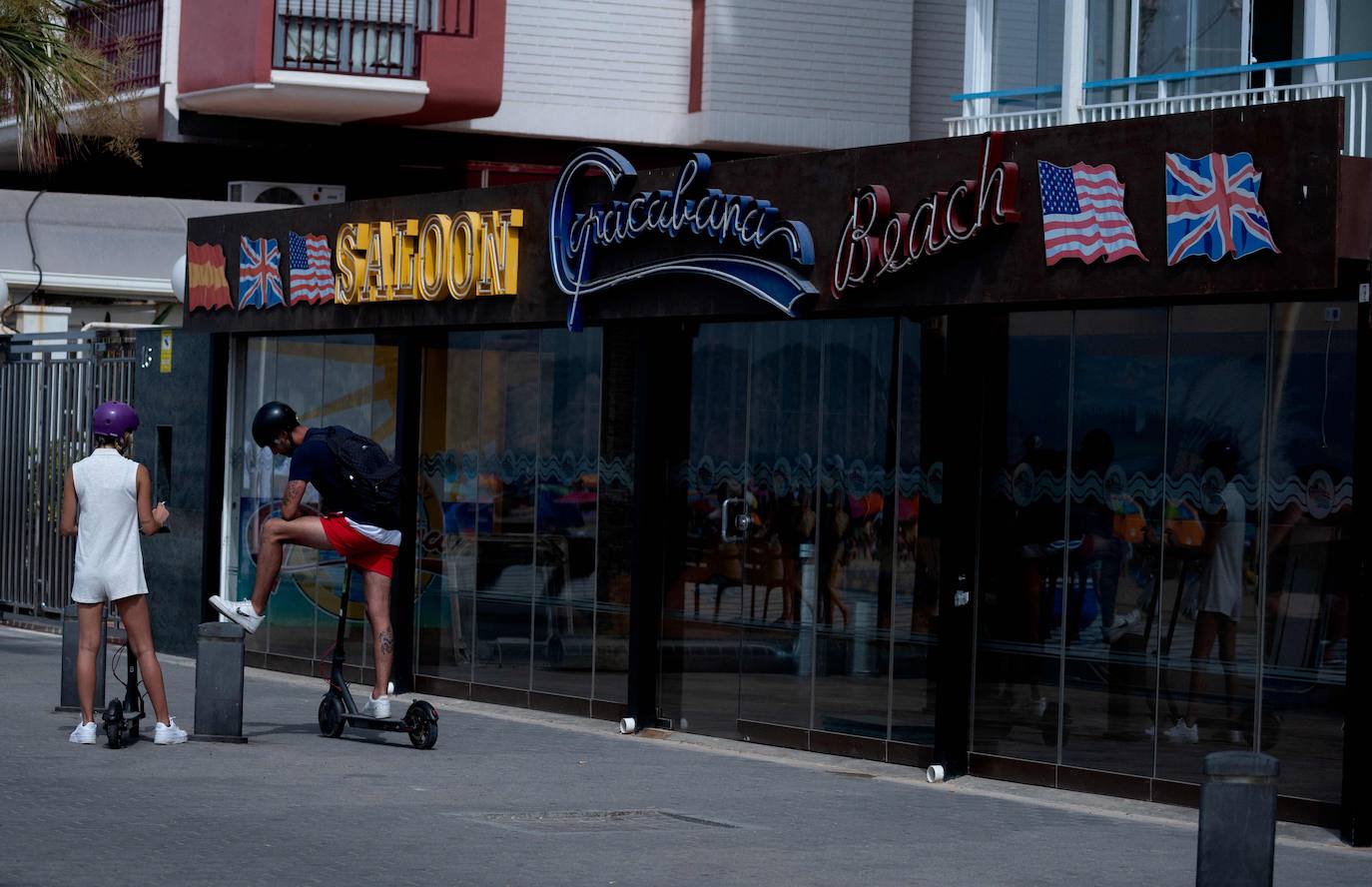 Las playas y hoteles de Benidorm se vuelven a llenar en agosto.