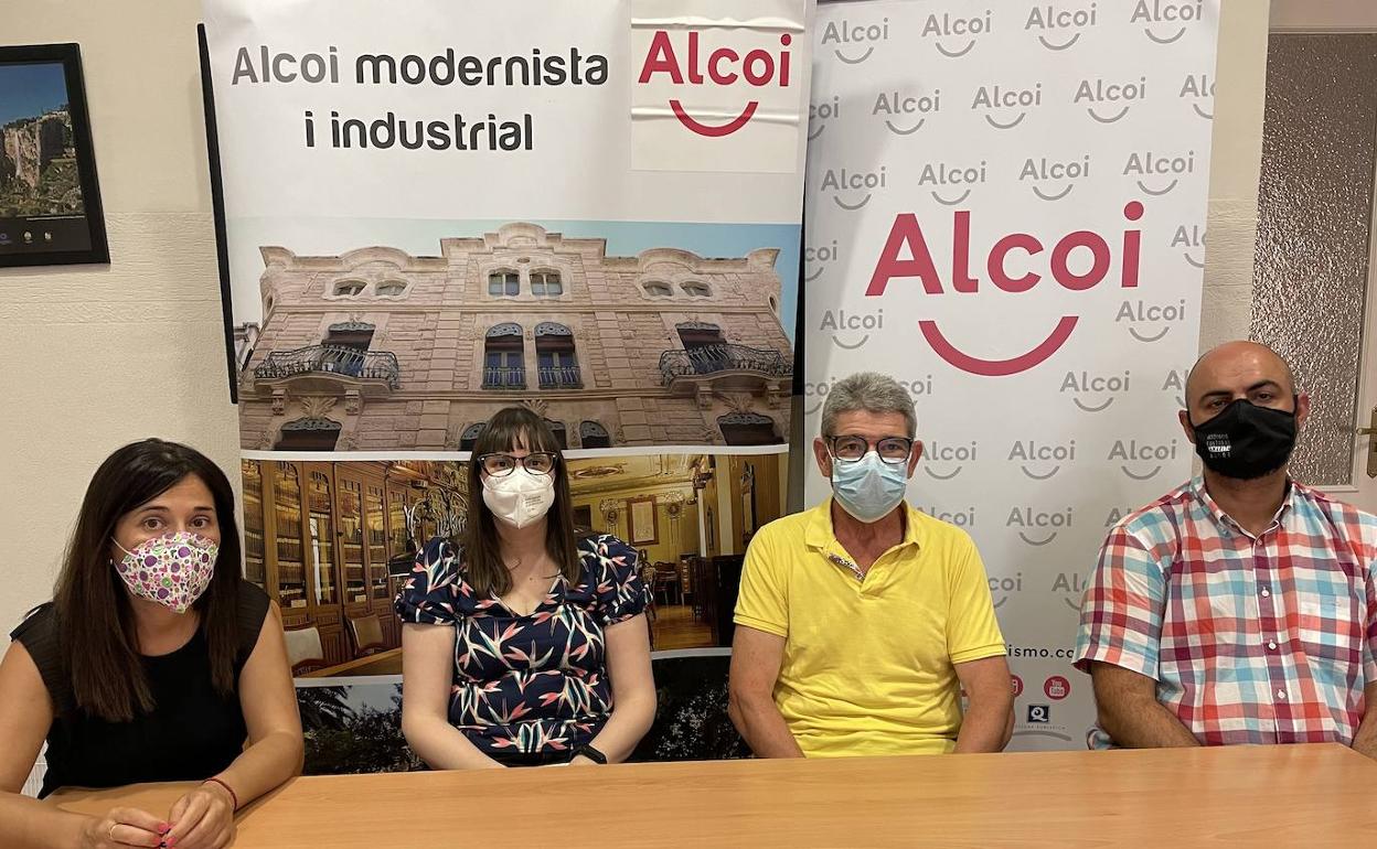 La ruta por el cementerio de Alcoy se suma a la programación de la Fira Modernista