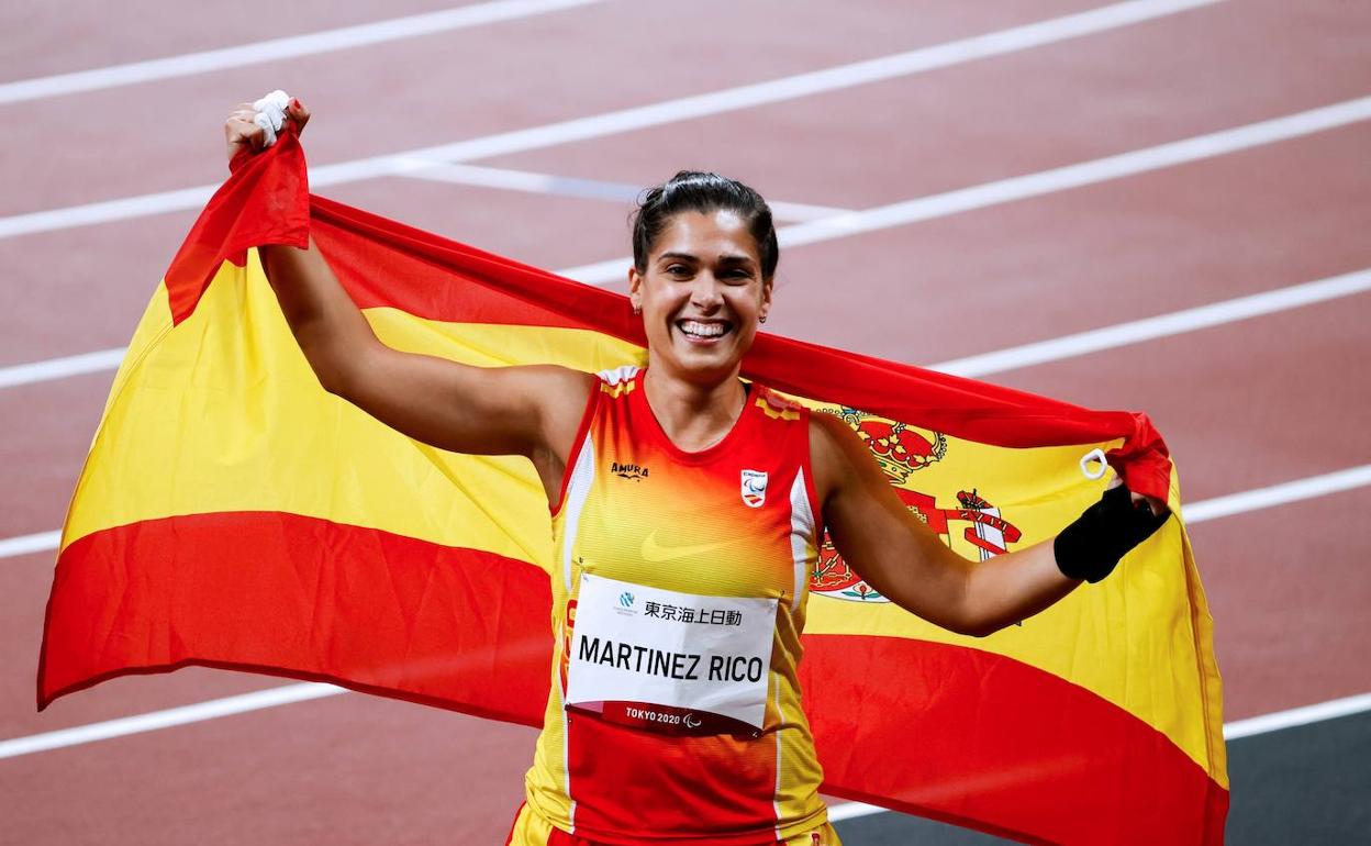 Miriam Martínez, tras ganar la medalla.