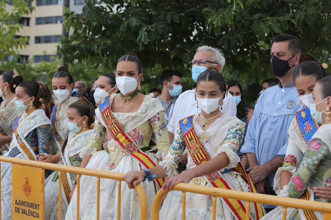 Fotos: Así ha sido la primera mascletà de las Fallas de septiembre