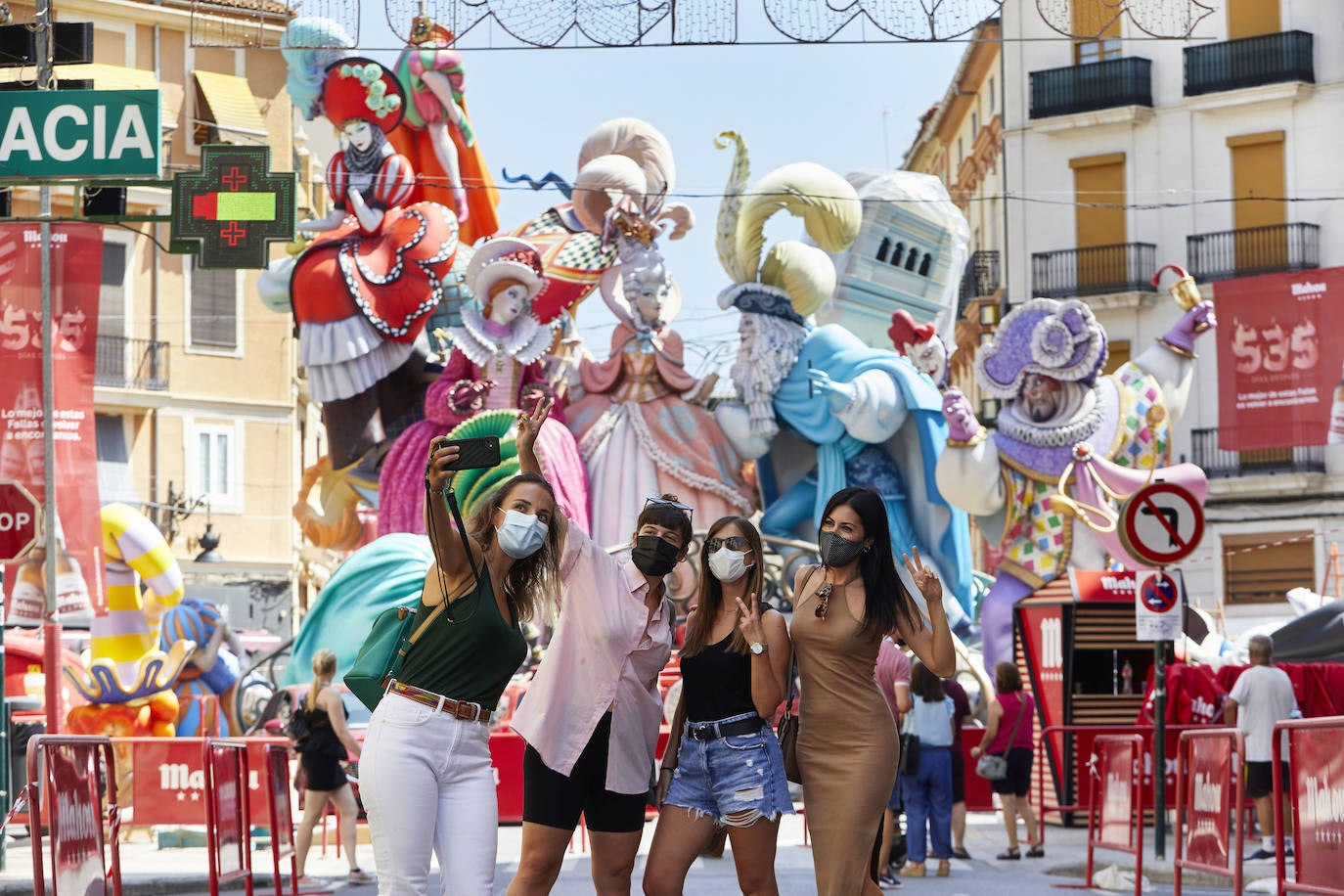 Fallas 2021 | Fotos: Así es la falla Convento Jerusalén-Matemático Marzal