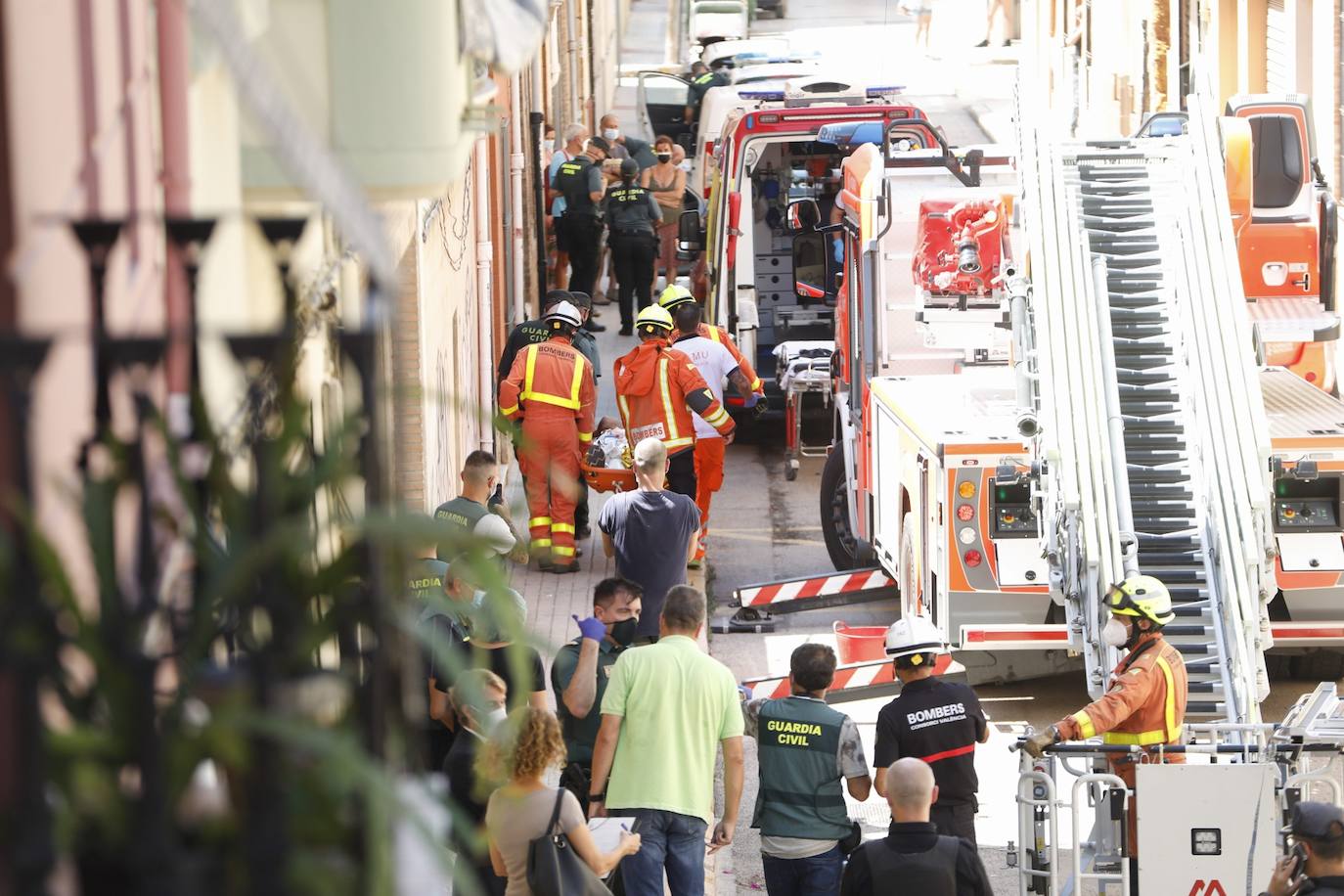 Fotos: Un hombre mata a cuchilladas a su madre en Moncada