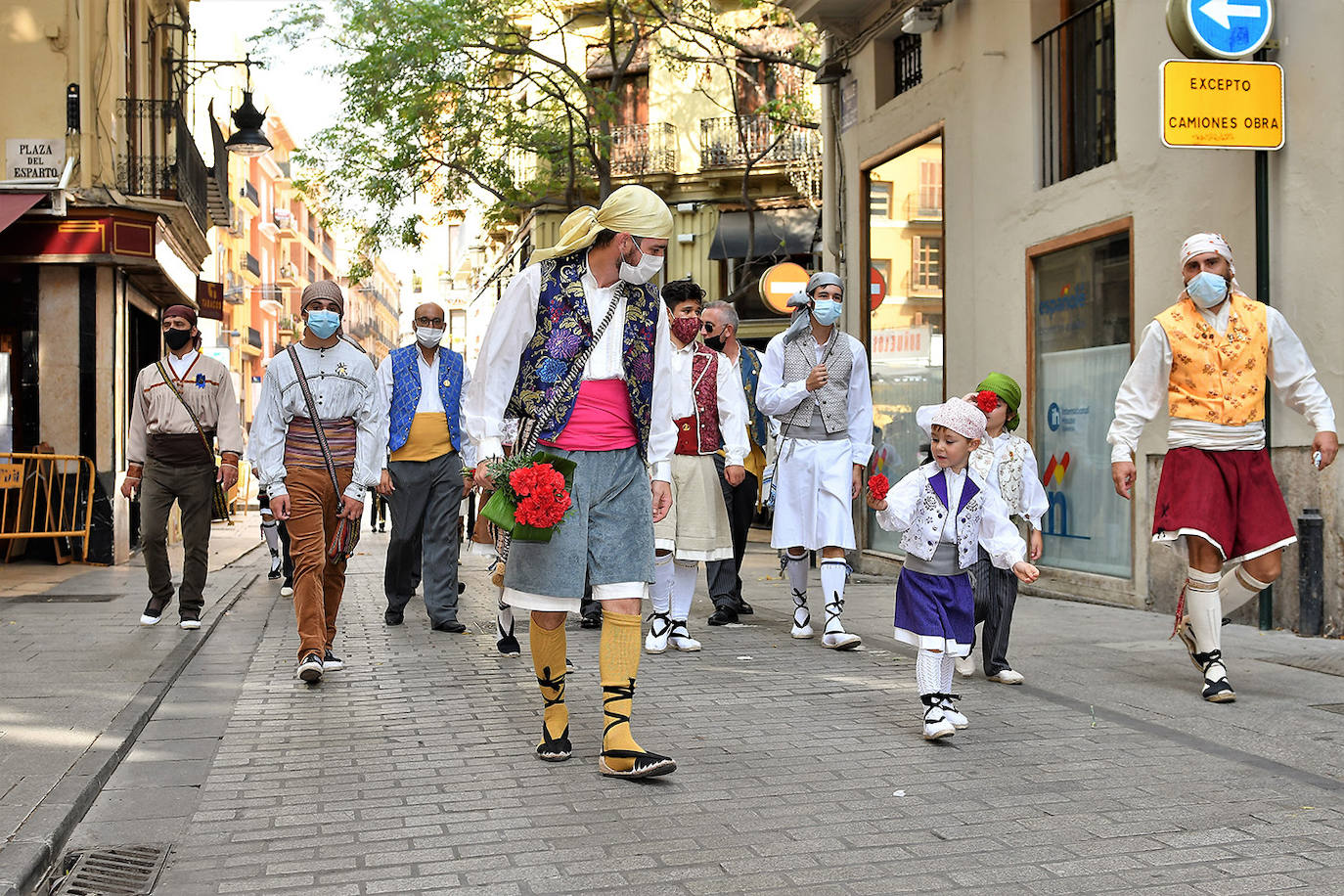 Fotos: Búscate en la Ofrenda de este sábado 4 de septiembre por la calle Caballeros de Valencia