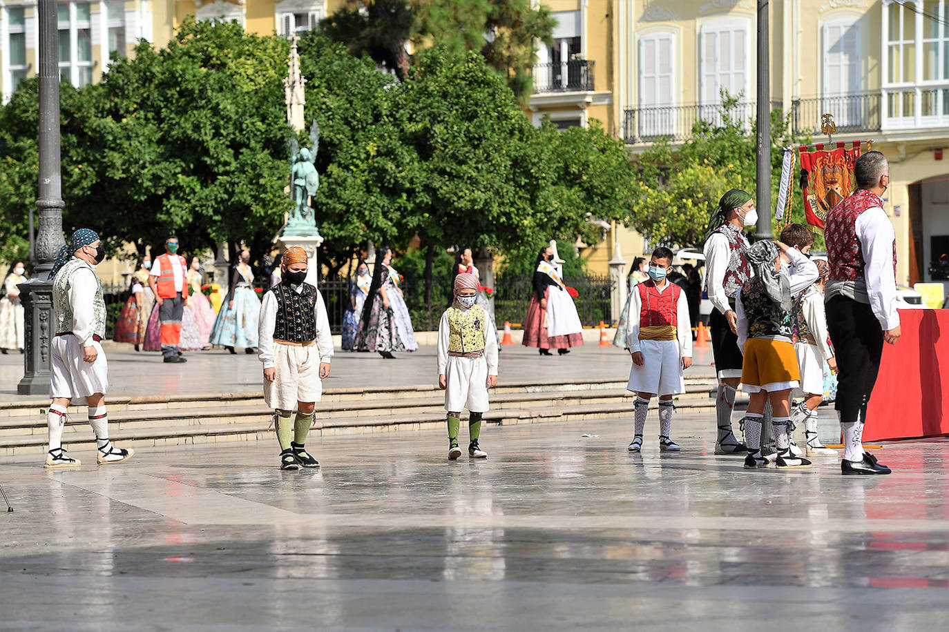 Fotos: Búscate en la Ofrenda de este sábado 4 de septiembre por la calle Caballeros de Valencia