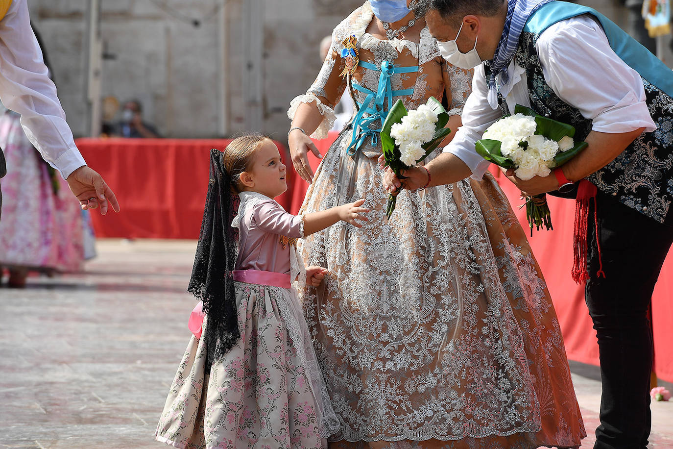 Fotos: Búscate en la Ofrenda de este sábado 4 de septiembre por la calle Caballeros de Valencia