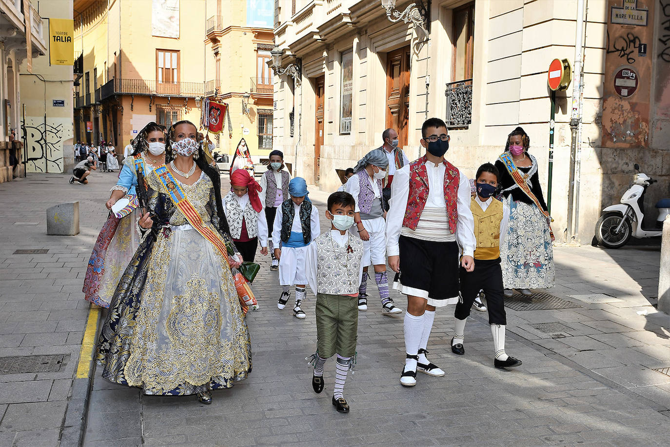 Fotos: Búscate en la Ofrenda de este sábado 4 de septiembre por la calle Caballeros de Valencia