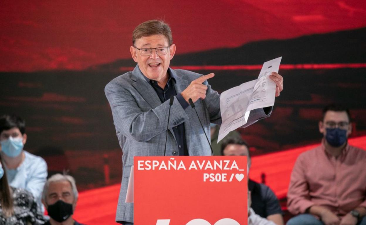 Puig le recuerda a Montero en un acto del PSOE en Andalucía que la financiación es un «asunto pendiente»