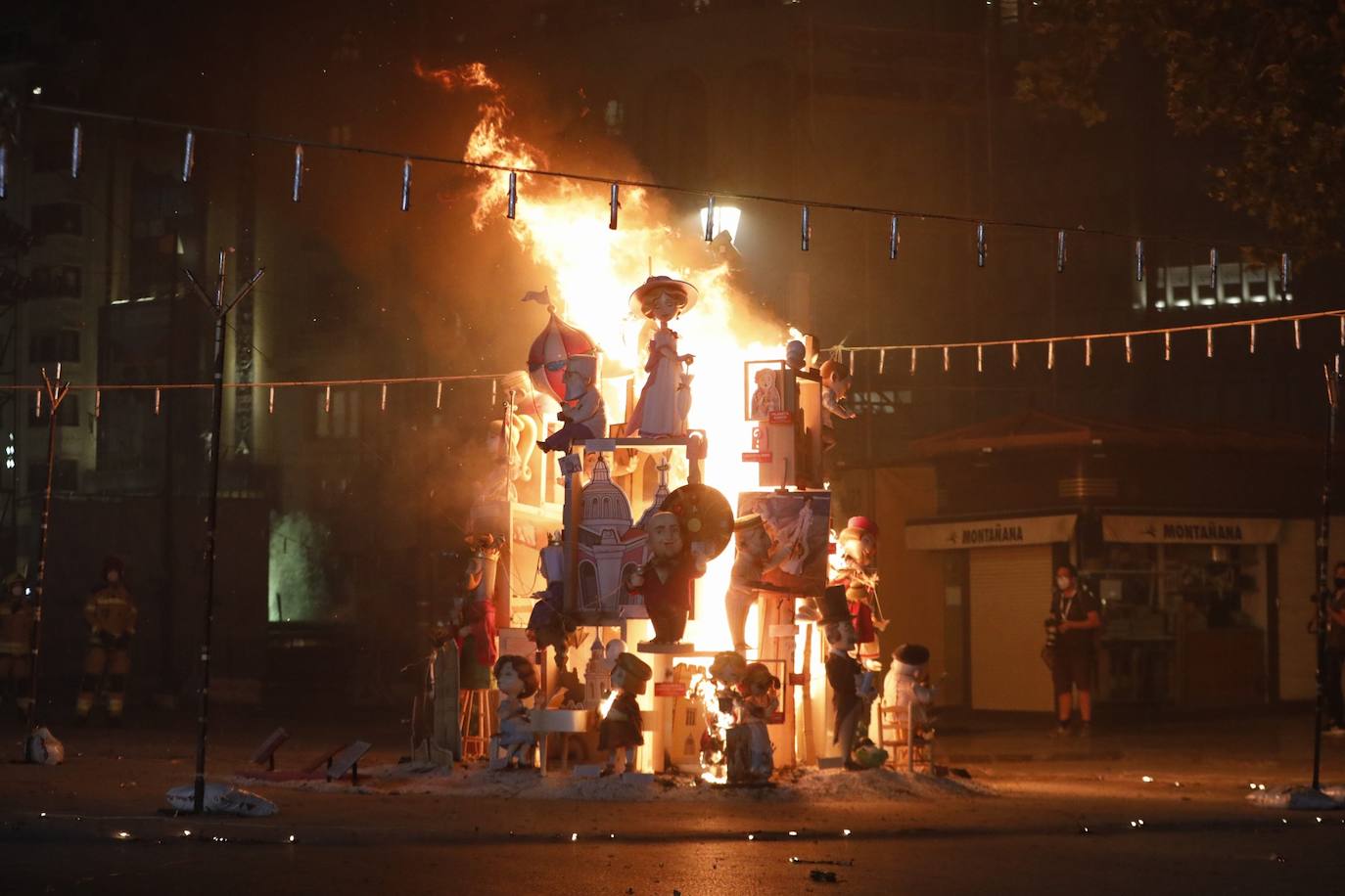 Fotos: Cremà de las Fallas de 2021