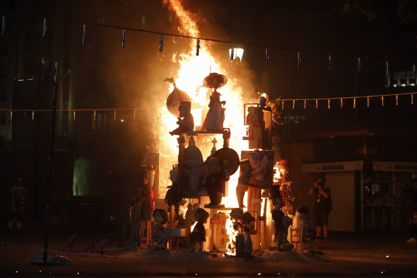 Fotos: Cremà de las Fallas de 2021