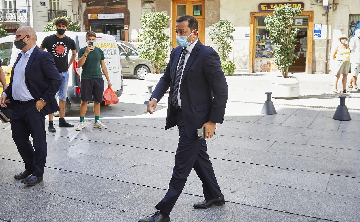 Murthy, en una de sus últimas visitas a la Generalitat. 