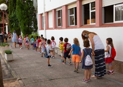 Imagen secundaria 1 - La vuelta al cole en Quart, Godella y Torrent. 