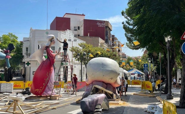 Imagen principal - La plantà de los monumentos de Gran Teatre. 