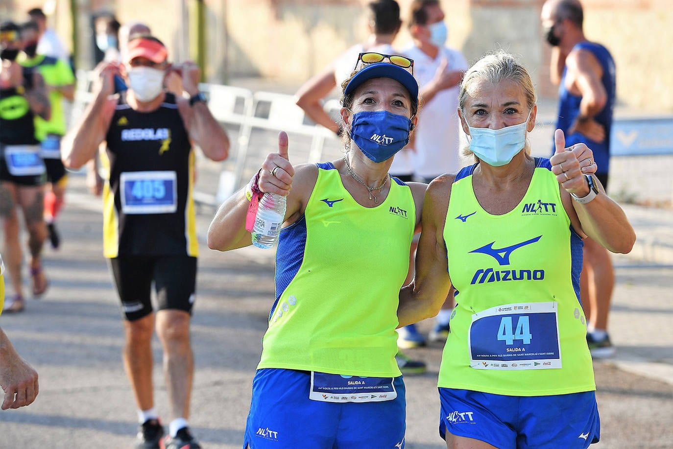 Fotos: Búscate en la Volta a Peu a San Marcelino y San Isidro