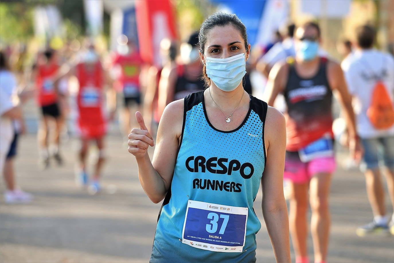 Fotos: Búscate en la Volta a Peu a San Marcelino y San Isidro