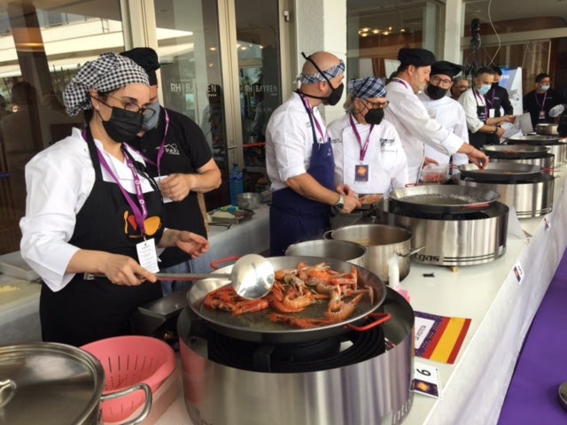 El concurso culinario regresa tras la suspensión de 2020 para dar con la mejor fideuà de Gandia