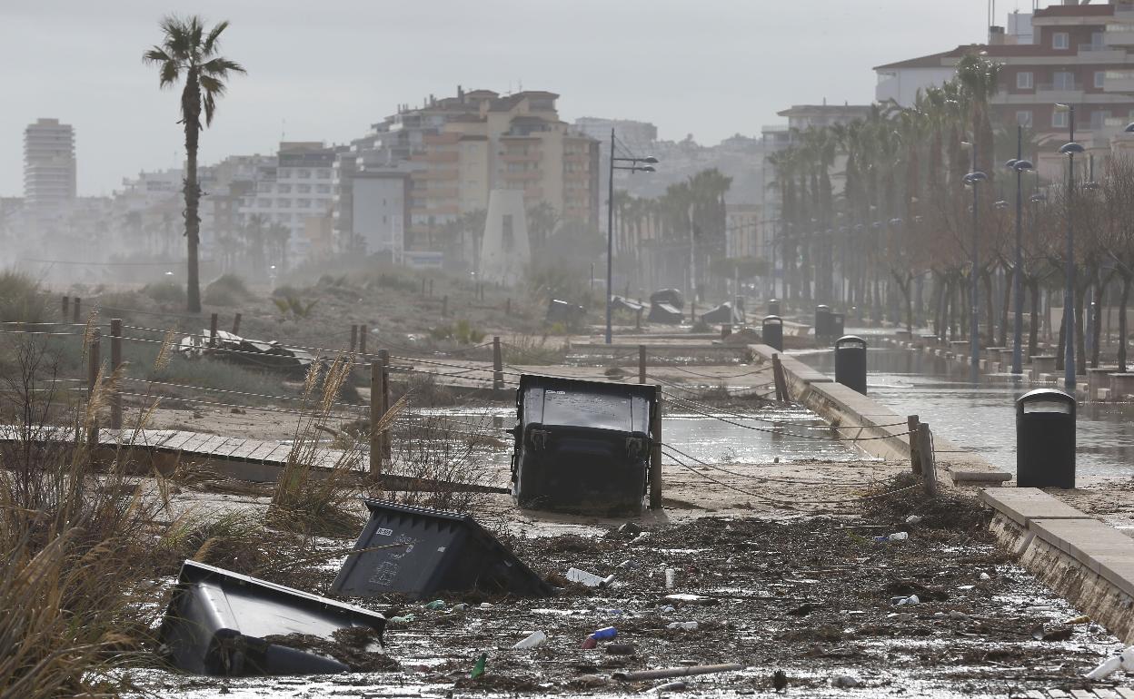 LItoral de Peñíscola afectado por el temporal 'Gloria'. 