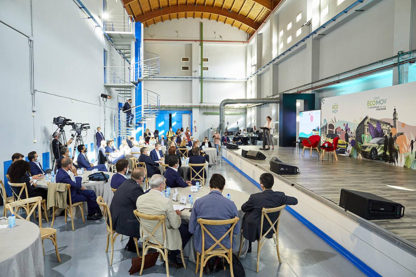 Fotos: La participación de Reyes Maroto en el Foro ECOMOV, en imágenes